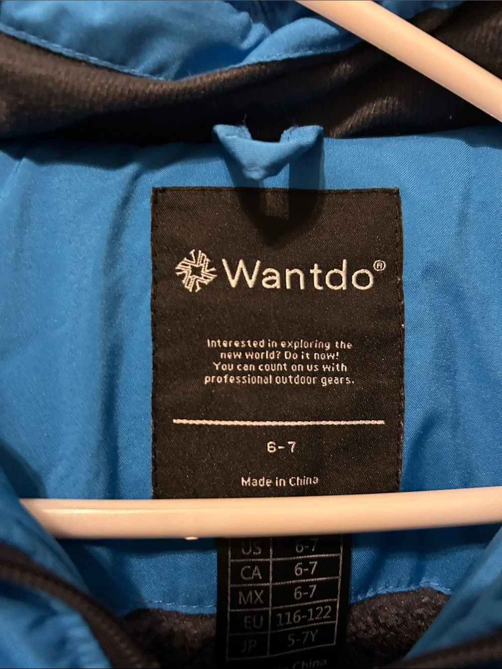 Wantdo Kids' Blue and Black Puffer Jacket with Removable Hood